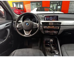 
										BMW X1 XDRIVE18D full									