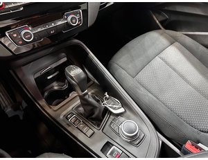 
										BMW X1 XDRIVE18D full									