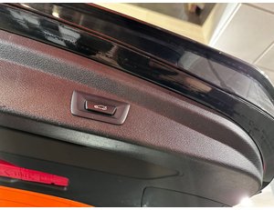 
										BMW X2 XDRIVE25E AUTO full									