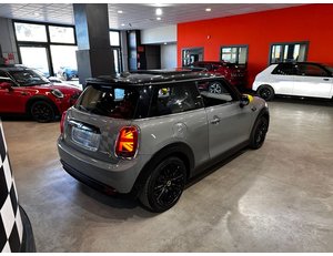 
										MINI MINI COOPER SE full									