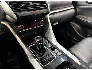 
										MITSUBISHI ECLIPSE CROSS 2.4 PHEV KAITEKI+ AUTO 4WD full									