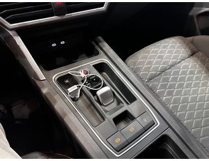 
										SEAT LEON 1.4 E-HYBRID DSG-6 S&S FR full									