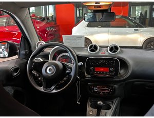 
										SMART FORTWO 60KW(81CV) EQ COUPE full									