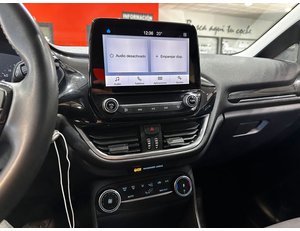 
										FORD FIESTA 1.0 ECOBOOST 70KW (95CV) ST-LINE S-S 5P ES EL MODELO 1.0ECOBOOST 75CV TITANIUM full									