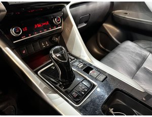 
										MITSUBISHI ECLIPSE CROSS 2.4 PHEV KAITEKI+ AUTO 4WD full									