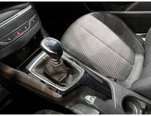 
										PEUGEOT 308 5P ACCESS BLUEHDI 100 6 VEL. MAN full									