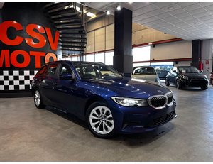 
										BMW SERIE 3 318D TOURING full									