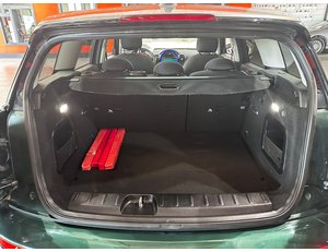 
										MINI CLUBMAN COOPER D full									