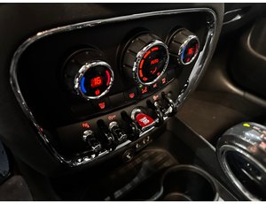 
										MINI CLUBMAN COOPER D full									
