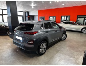 
										HYUNDAI KONA 100KW EV TECNO 2C full									