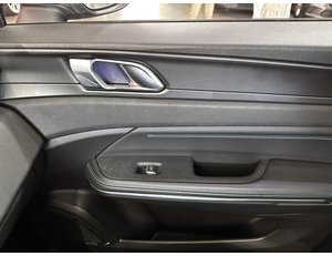 
										LYNK & CO 01 1.5 PHEV 6.6KW full									
