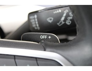 
										VOLKSWAGEN GOLF LIFE 1.0 ETSI 81KW (110CV) DSG full									