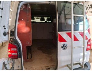 
										VOLKSWAGEN TRANSPORTER 2.0TDI 140CV 4MOTION full									