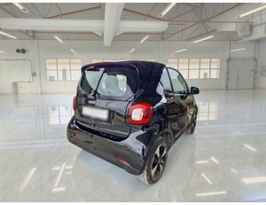
										SMART FORTWO 60KW(81CV) EQ COUPE full									