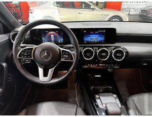 
										MERCEDES BENZ CLASE A MERCEDES A 250 E full									