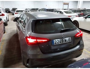 
										MERCEDES BENZ CLASE A MERCEDES A 250 E full									