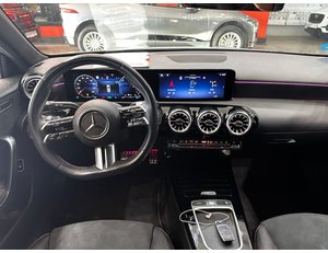 
										MERCEDES BENZ CLASE A MERCEDES A 250 E full									