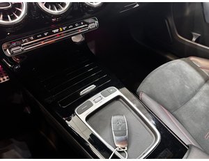 
										MERCEDES BENZ CLASE A MERCEDES A 250 E full									