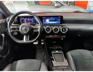 
										MERCEDES BENZ CLASE A MERCEDES A 250 E full									