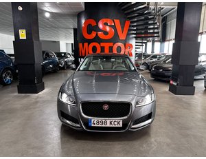 
										JAGUAR XF 2.0D 180PS PURE full									
