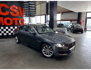 
										JAGUAR XF 2.0D 180PS PURE full									