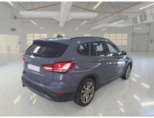 
										BMW X1 XDRIVE25E full									