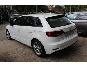 
										AUDI A3 1.5 TFSI 110KW (150CV) COD EVO full									