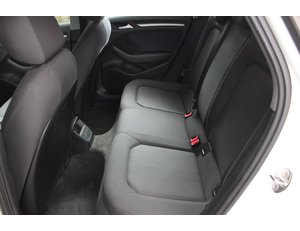 
										AUDI A3 1.5 TFSI 110KW (150CV) COD EVO full									