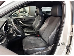 
										MITSUBISHI ECLIPSE CROSS PHEV KAITEKI+ 4WD full									