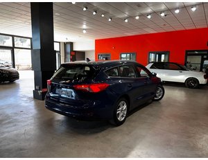
										FORD FOCUS 1.0 ECOBOOST 92KW TREND+ SB 100CV full									