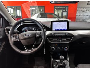 
										FORD FOCUS 1.0 ECOBOOST 92KW TREND+ SB 100CV full									