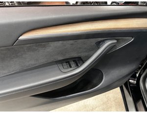 
										TESLA MODEL Y PERFORMANCE 4WD full									