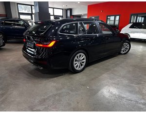 
										BMW SERIE 3 320E full									