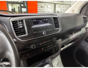 
										CITROEN JUMPY 1.5BLUEHDI 120CV COMBI XL full									