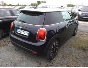 
										MINI MINI COOPER SE full									