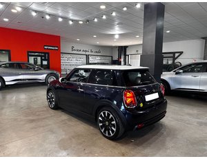 
										MINI MINI COOPER SE full									