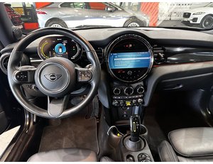 
										MINI MINI COOPER SE full									