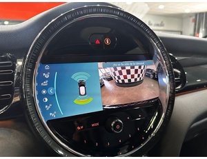 
										MINI MINI COOPER SE full									