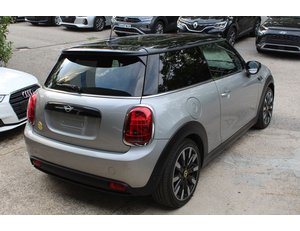 
										MINI MINI COOPER SE full									