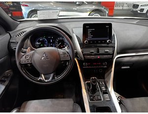 
										MITSUBISHI ECLIPSE CROSS 2.4 PHEV KAITEKI AUTO 4WD full									