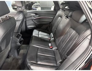
										AUDI E-TRON ADVANCED 55 QUATTRO full									
