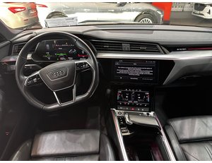 
										AUDI E-TRON ADVANCED 55 QUATTRO full									