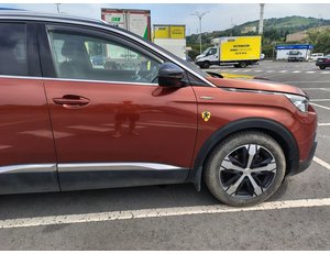 
										PEUGEOT 3008 PURETECH 132KW (180CV) EAT8 GT LINE full									