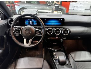 
										MERCEDES BENZ CLASE A MERCEDES A 250 E full									