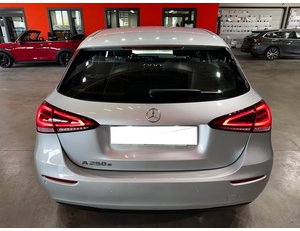 
										MERCEDES BENZ CLASE A MERCEDES A 250 E full									