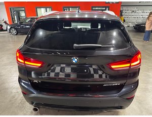 
										BMW X1 XDRIVE25E full									