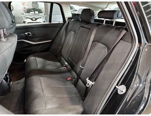 
										BMW SERIE 3 320E full									