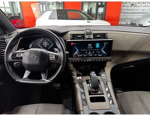 
										DS DS 7 AUTOMOBILES 7 1.6 E-TENSE 225 PERFORMANCE LINE AUTO full									