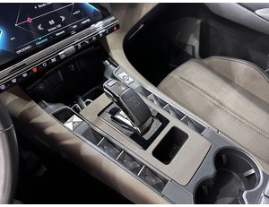 
										DS DS 7 AUTOMOBILES 7 1.6 E-TENSE 225 PERFORMANCE LINE AUTO full									