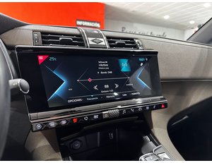 
										DS DS 7 AUTOMOBILES 7 1.6 E-TENSE 225 PERFORMANCE LINE AUTO full									